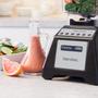 Imagem de Blendtec Total Classic Blender com Jarra WildSide+ 90oz - 6 Ciclos, Preto