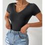 Imagem de Blusa feminina básica baby look manga curta gola v casual moda feminina