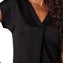 Imagem de Blusa Feminina Giraffe com Prega Frontal Preto