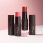 Imagem de Blush stick coral kiss coral mariana saad by océane