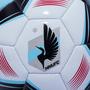 Imagem de Bola de Futebol Franklin Sports MLS Minnesota United FC - Tamanho 5