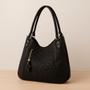 Imagem de Bolsa Feminina Grande Preta Alça Longa Ombro e Mão Textura Chique Luxo Elegante Fashion Resistente Dia a Dia Casual Trabalho Moderna