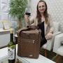 Imagem de Bolsa Porta Vinho Marrom Elegante e Kit  5 peças p/ Vinho