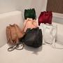 Imagem de Bolsa Saco Transversal Espaçosa Feminina Casual