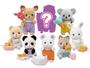 Imagem de Bolsas para cegos da série Calico Critters Baby Treats com boneca e acessórios