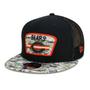 Imagem de Bone New Era 9FIFTY Trucker Chicago Bears Salute To Service NFL Snapback Aba Reta Preto Aba Reta Snapback Preto