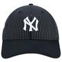 Imagem de Bone New Era 9TWENTY New York Yankees Logo History