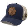 Boné Simprão Trucker Style Aba Curva Com Ajuste Traseiro Strapback Imagem de Boné Simprão Trucker Style Aba Curva Com Ajuste Traseiro Strapback