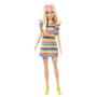 Imagem de Boneca Articulada Barbie Fashionistas 197 Vestido Listrado Colorido Loira Com Aparelho Dental - Mattel - HPF73