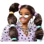Imagem de Boneca Barbie Extra Articulada Negra Cabelo Preso Com Pet E Acessórios Mattel