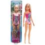 Imagem de Boneca Barbie Praia Loira Maiô Rosa Com Azul Ghw37 - Mattel GHH38