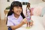 Imagem de Boneca fashion Barbie Fashionistas 210 com cabelo castanho