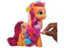 Imagem de Boneca My Little Pony Sunny Starscout Hasbro - com Acessórios