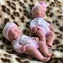 Imagem de Bonecas reborn pequenas kit duas bonecas bonequinhas realistas bebe detalhada detalhes reais nenem