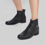 Imagem de Bota Cano Curto Look Fashion Tira Tacha Feminina