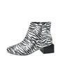 Imagem de Bota Couro Zebra Cano Curto Tabita 11413362