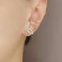 Imagem de Brinco Ear Cuff folheado a ouro cravejado com zirconia Michely