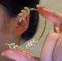 Imagem de Brinco Strass Folha Ear Cuff Fashion Elegante Ouro C/furo