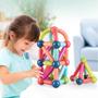 Imagem de Brinquedo Educativo0 Infantil Bloco de Montar Magnético 64 Peças Coloridas C/ Bolsa de Armazenamento