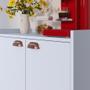 Imagem de Buffet Linea 2 Portas Cantinho Café Decoração Cozinha Sala Jantar Estilo Retrô Puxador Concha Prateleiras Organizadoras Branco  RPM Móveis