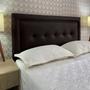 Imagem de Cabeceira Cama King Veneza 05 Diamond 2 Com tachas Corano Marrom 60 RBL