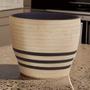 Imagem de Cachepot ceramica bege com listras pretas ofw 12cm