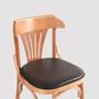 Imagem de Cadeira Amsterdam de Madeira com Assento Estofado material sintético