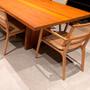 Imagem de Cadeira para Mesa de Jantar Adele 44cm Madeira Maciça com Braço  material sintético Fende - Sallar Home
