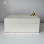 Imagem de Caixa Decorativa em MDF Com Revestimento Off White em Pu Com Esfera Dourada 16x18,5x12,5cm 