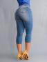 Imagem de Calça Feminina Jeans Capri Tradicional Delavê Niina Modeladora