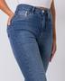 Imagem de Calça Jeans Feminina Skinny Hot Pants com Recorte Desfiado Na Barra 21948 Escura