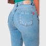 Imagem de Calça Jeans Fit Reta Com Barra Assimétrica e Desfiada Feminina Revanche Salamina