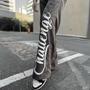 Imagem de Calça Modelo Largo Blogueira Com Estampa Challenge Cinza
