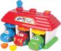 Imagem de Caminhão E Garagem Transporta Carrinhos Divertidos Coloridos