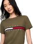 Imagem de Camiseta Feminina Tommy Hilfiger com Ajuste Regular - Bandeira Bordada