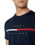 Imagem de Camiseta masculina Tommy Hilfiger de manga curta grande e alta