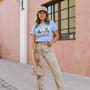 Camiseta T-Shirt Feminina Estonada Azul Risk Of Falling In Love - Amocianitas Imagem de Camiseta T-Shirt Feminina Estonada Azul Risk Of Falling In Love