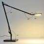 Imagem de Candeeiro de Mesa LED Minimalista com Escurecimento por Toque