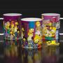 Imagem de Caneca de Porcelana 325ml Os Simpsons TSP2. Acompanha chaveiro de resina no mesmo tema