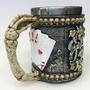 Imagem de Caneca Medieval Rei De Copa, Caveira Baralho Resina/Inox 400ml Chopp
