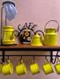 Imagem de Cantinho do café com kit bule amarelo em alumínio com caneca