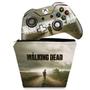 Imagem de Capa Case e Skin Compatível Xbox One Fat Controle - The Walking Dead