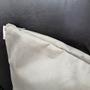 Imagem de Capa de Almofada Glamour em Suede Premium Macio 50x50cm Luxo Decorativa Avelã