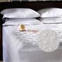 Imagem de Capa De Colchão Impermeável Casal Matelado C/elástico  Protect Soft