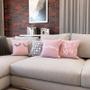 Imagem de Capas de Almofadas Rosa Decorativas e Geométricas Home Sweet Home Para Sofá 40x40 - Novadecora
