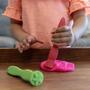 Imagem de Carimbos READY 2 LEARN Triangle Grip - Conjunto com 4 Peças (2+ anos)