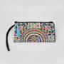 Imagem de Carteira Quadrada Étnica com Bordado Floral e Pulseira - Bolsa de Noite para Celular e Itens