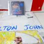 Imagem de Cd Elton John - Revamp /Camiseta Elton John - Sketch Goodbye