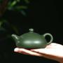 Imagem de Chinese Yixing Purple Clay Teapots Raw Ore Green Mud Handmade Tea Pot Beauty Kettle Famous Zisha Tea Set Presentes Personalizados Bules