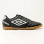 Imagem de Chuteira Futsal Umbro Class Masculina - Preto e Branco